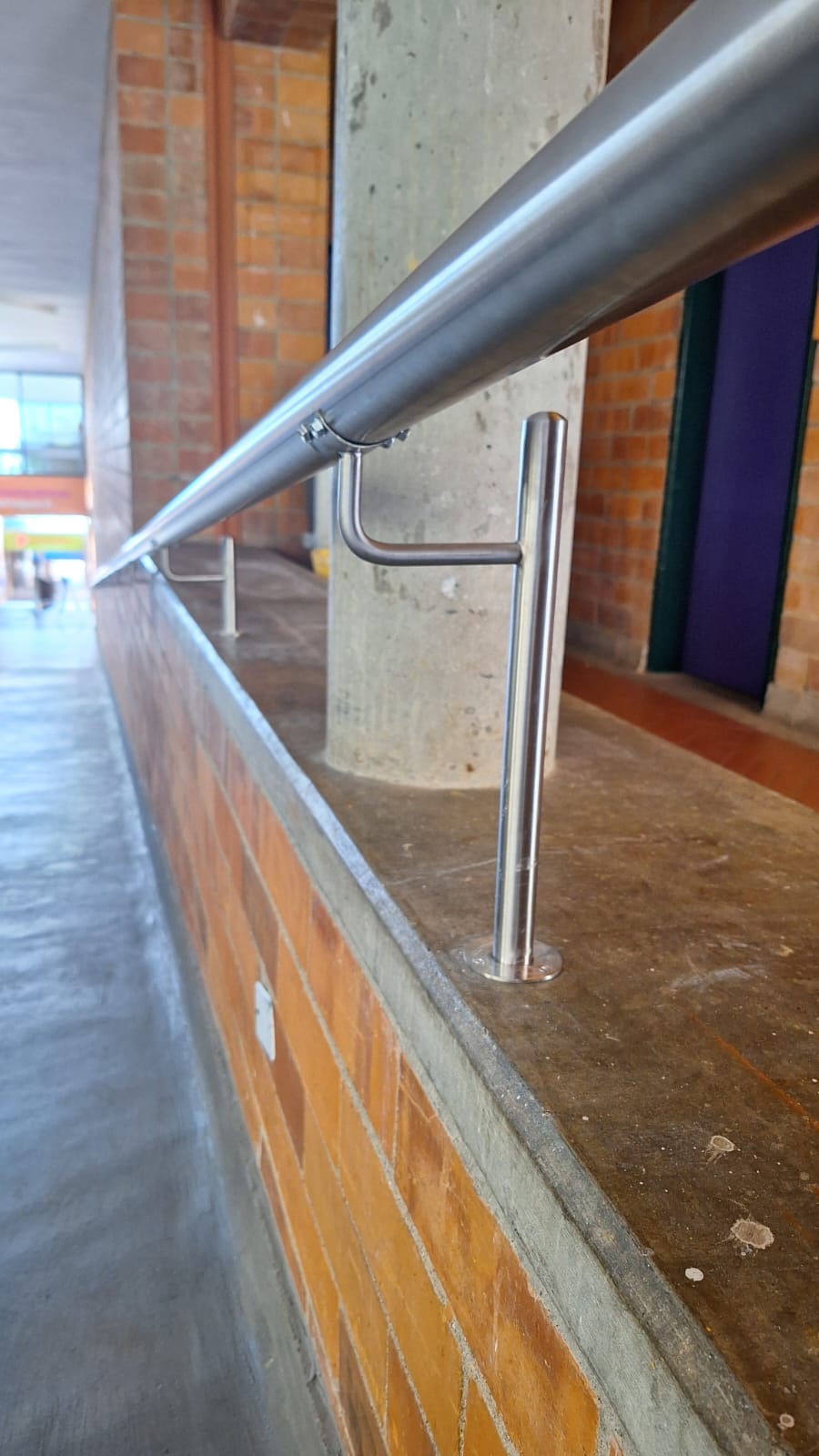 Pasamanos en Aluminio